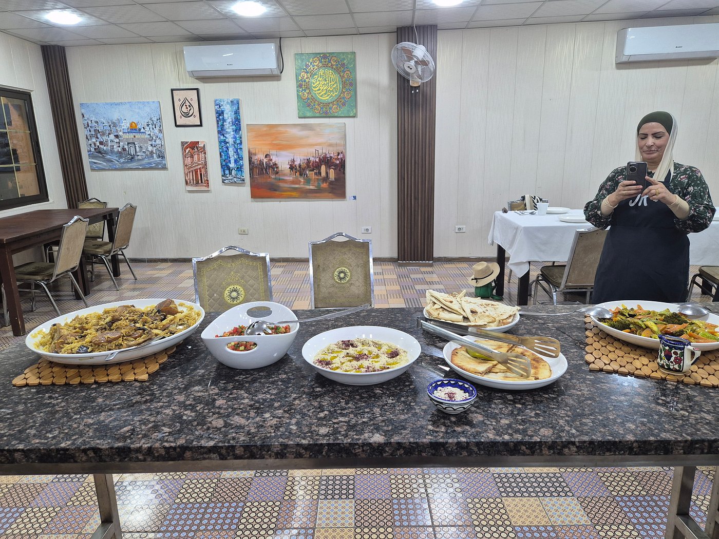 the jordanian kitchen in amman - jordan - cultural experience in Jordan